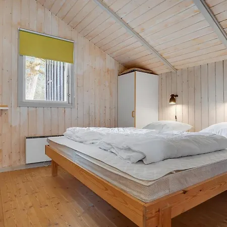 Hébergement de vacances Magnifique Maison À Knebel Avec Sauna *